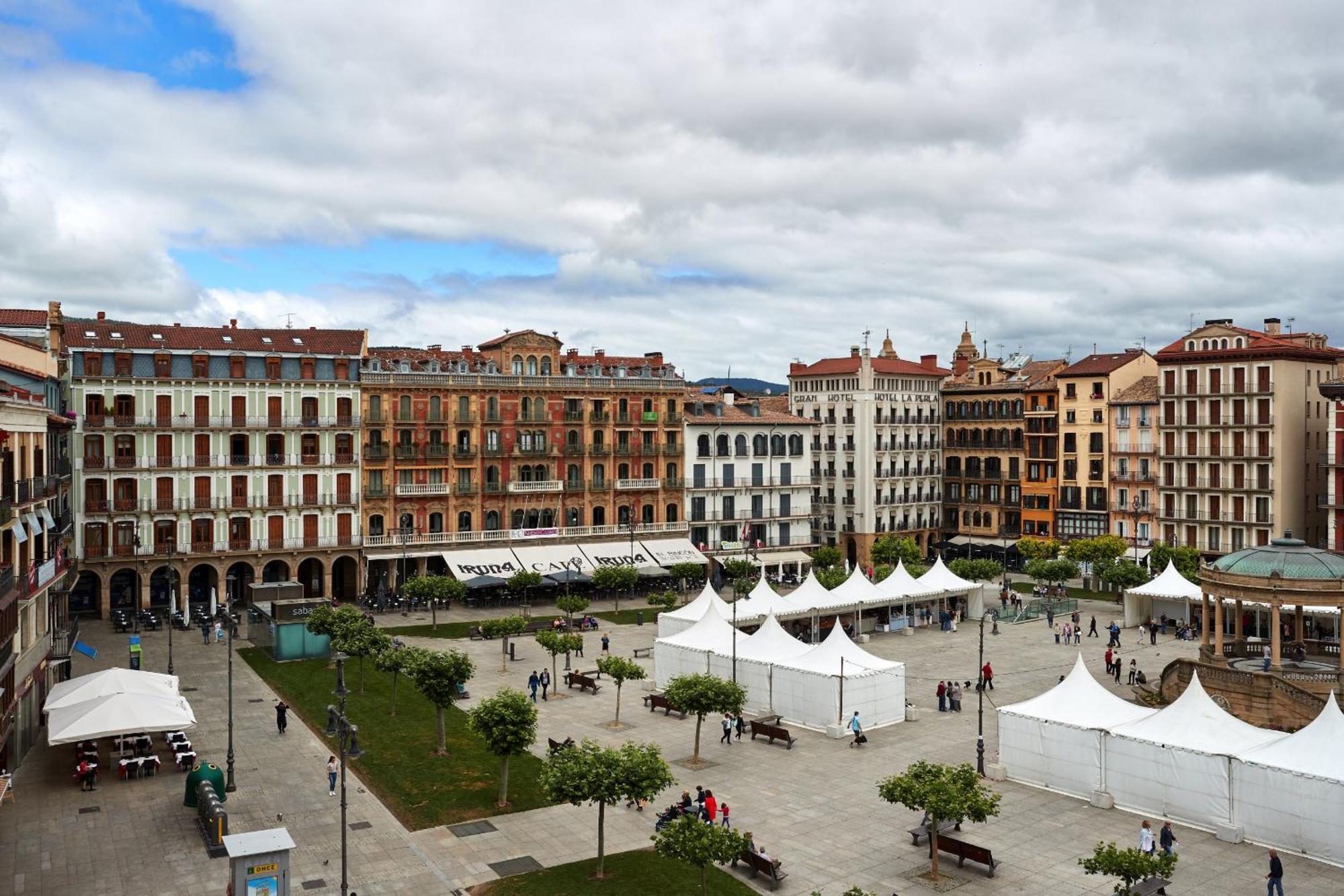 Tuapartamento - Boutique Plaza Del Castillo 29 Apartment Pamplona Exterior foto