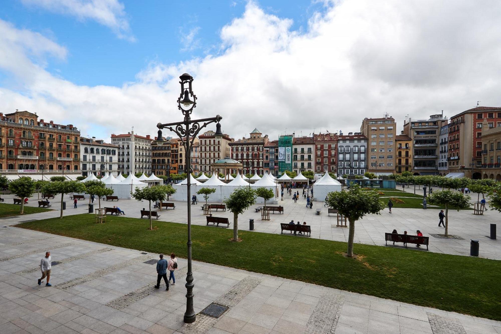 Tuapartamento - Boutique Plaza Del Castillo 29 Apartment Pamplona Exterior foto